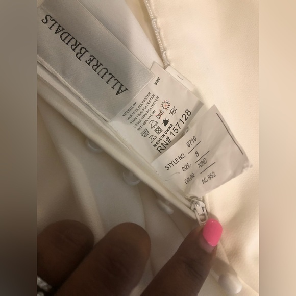 Allure Bridal Style 9719 - Picture 6 of 8